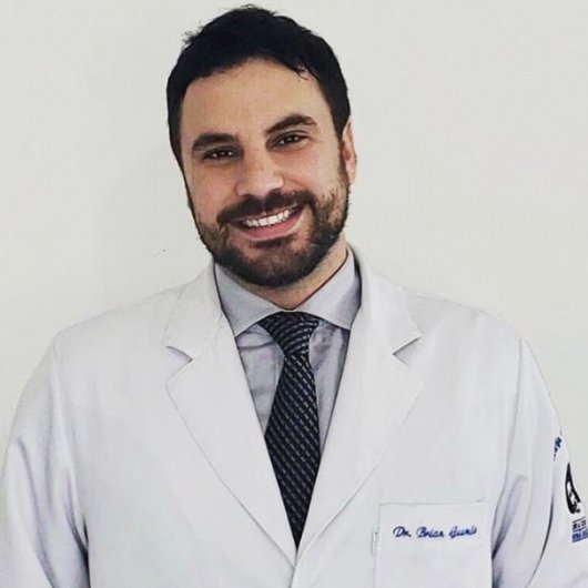 Dr. Brian Gusmão