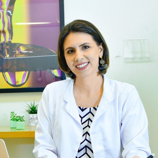 Dra. Thais Méxas Marini Mello