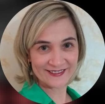 Renata Cristina Costa Alencar