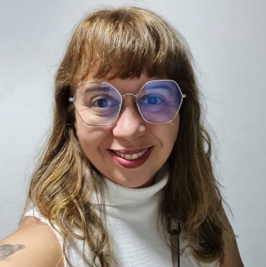 Dra. Luciana Caetano
