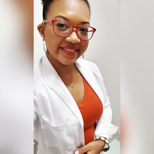 Dra. Fernanda Lopes