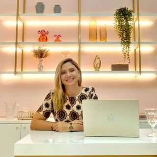 Prof. Marina de Souza