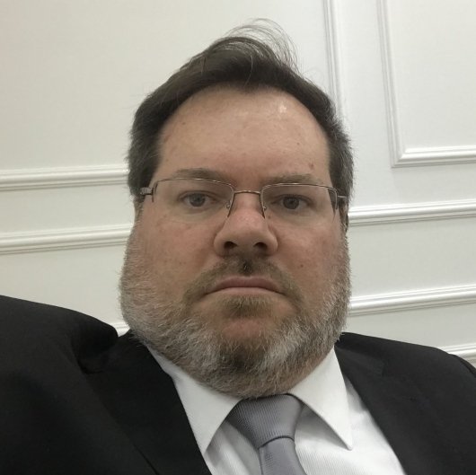 Dr. Marco Aurelio Avesani Junior