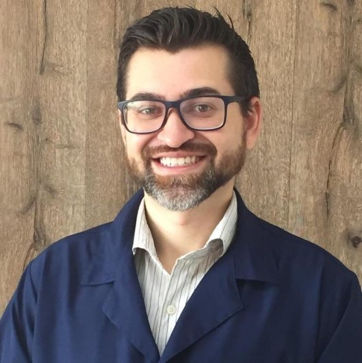 Dr. Vinicius Podadera