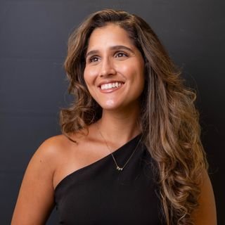 Dra. Rebeca Santos Pereira Antunes