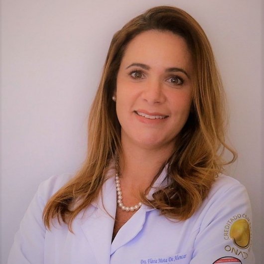 Dra. Flávia Mota de Alencar