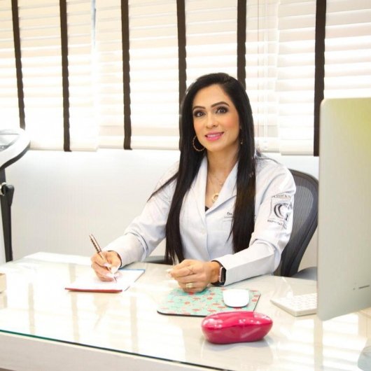 Dra. Luiza Alves de Souza Gouveia