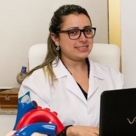 Dra. Shirlei Novillo Pereira