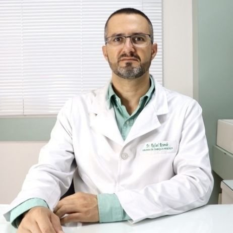 Dr. Rafael de Almeida Resende