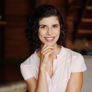 Mariane Comelli dos Santos