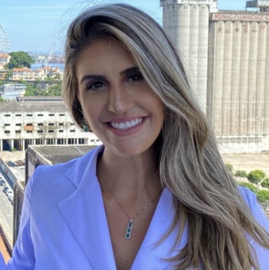 Dra. Paula Zanella Caús