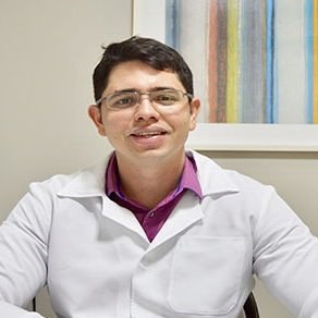 Dr. Daniel Modesto
