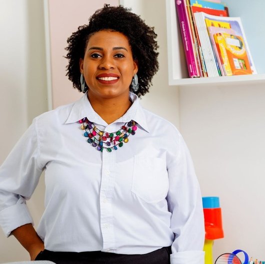 Dra. Taís Oliveira
