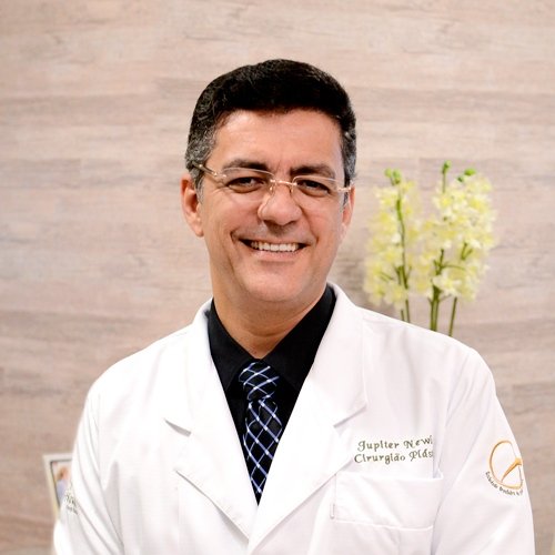 Dr. Jupiter Neewler Lopes Duarte