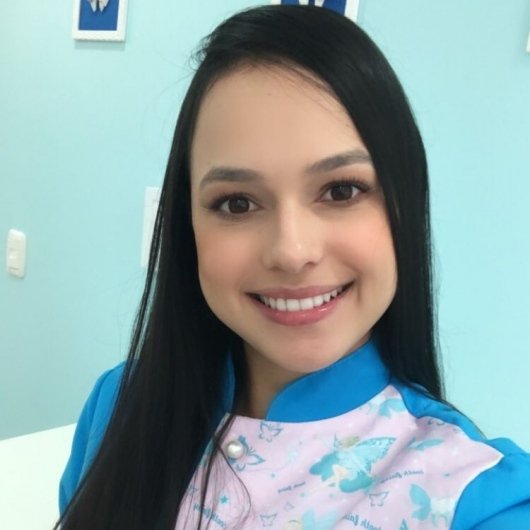 Dra. Amanda Vieira