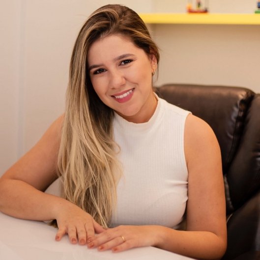Dra. Carolina Machado
