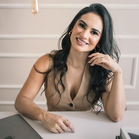 Dra. Debora Martins Brito
