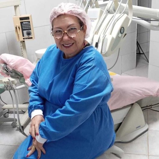 Dra. Helane Ribeiro