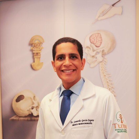 Dr. Leonardo Rocha Carneiro García Zapata