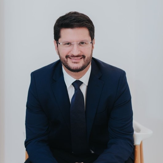 Dr. Ricardo Martins