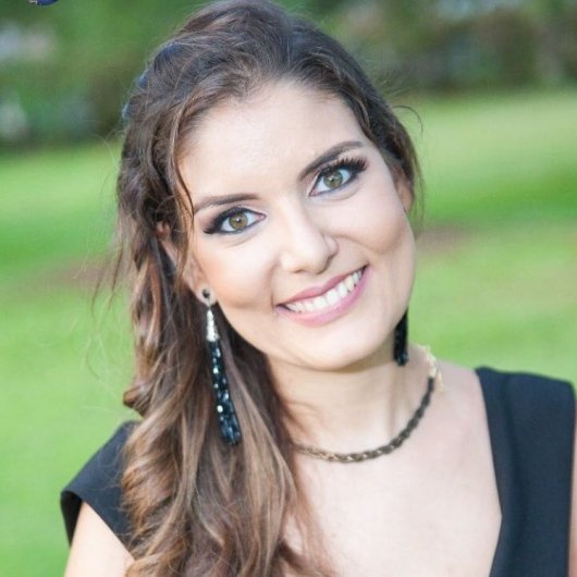 Dra. Heloise Kenia Pimenta de Oliveira Veloso