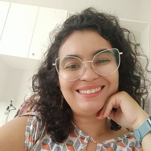 Maria Clara Guimarães Souza