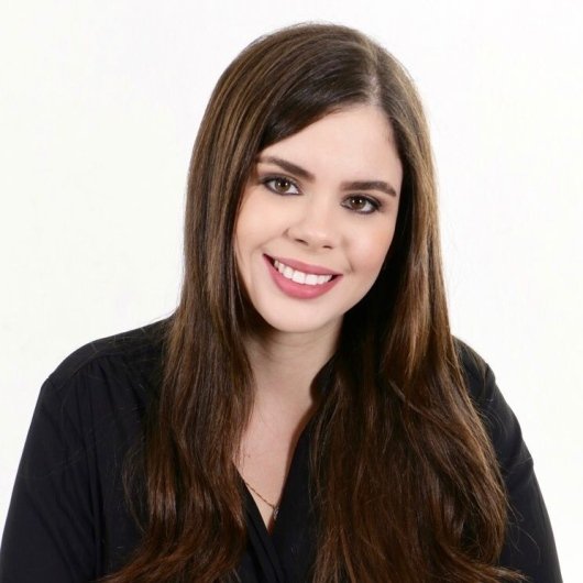 Dra. Rafaella Guimarães