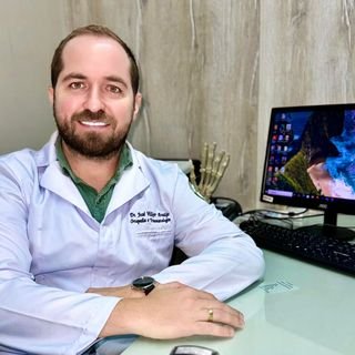 Dr. José Wilker Araújo