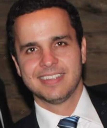 Dr. Matheus Moro Rabesquine
