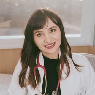 Dra. Júlia Boechat Farani