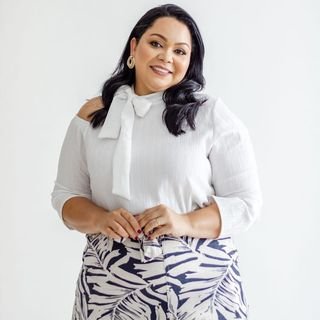 Dra. Ana Caroline Reis