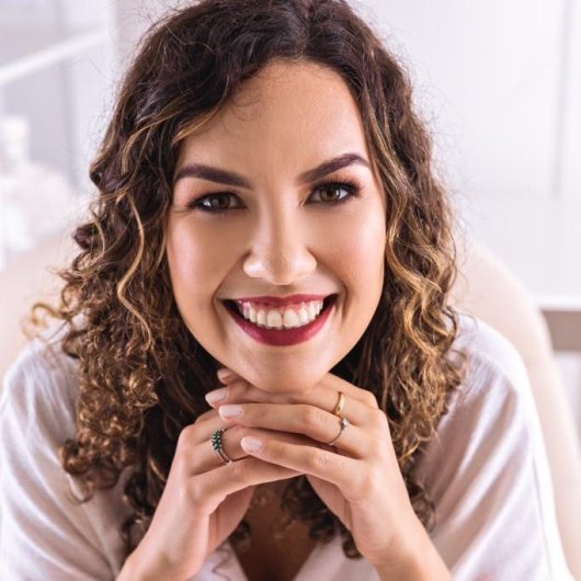 Dra. Isabella de Souza