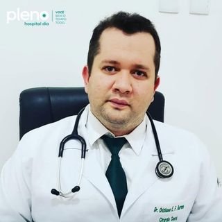 Dr. Cristiano Eber Figueiredo Barroso .