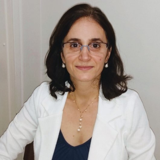 Dra. Renata Pullig Lucio
