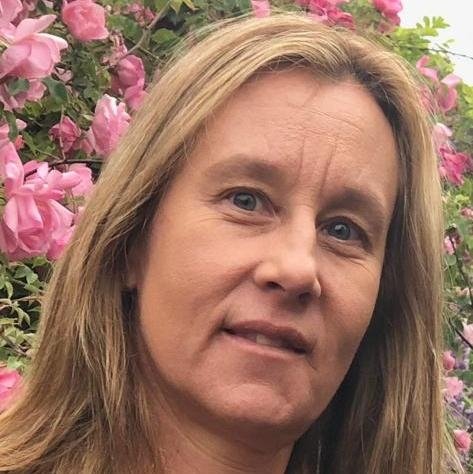 Dra. Cristina Kaari