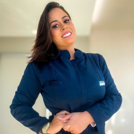 Dra. Letícia Fontele
