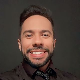 Dr. Ryan Rovasi Santos Bahiense