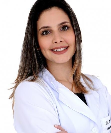 Dra. Ivna Holanda Viana