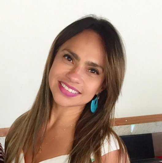 Dr. Andréa Torres de Souza