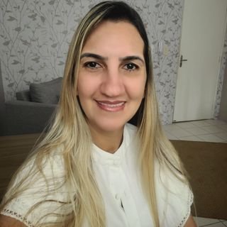Dra. Lidiane Guedes Santos da Fonseca
