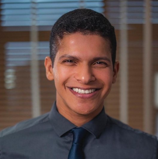 Dr. Diego Correa