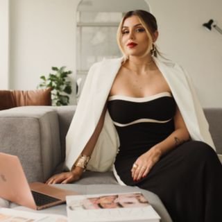 Dra. Sarah Maya Nascimento