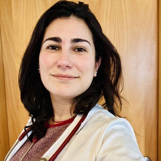 Dra. Renata de Azevedo Barros