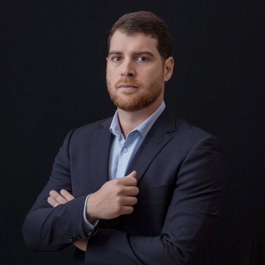 Dr. Felipe Carnevale