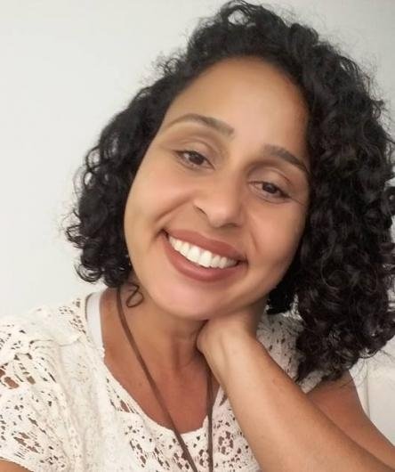 Carla Mendes Salino