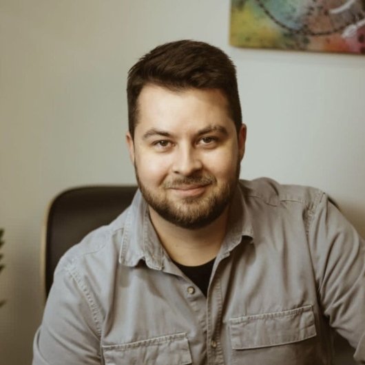 Dr. Aron Charles Oldoni