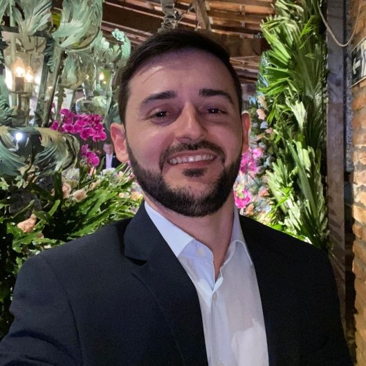 Dr. Flavio Correa