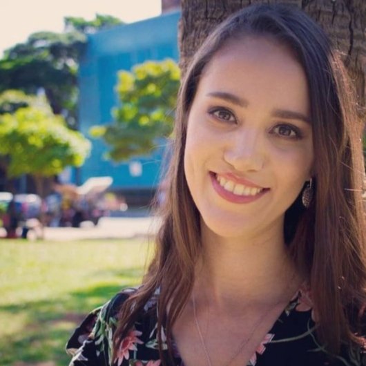 Dra. Deborah de Oliveira Ferreira Simões