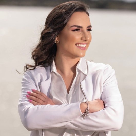 Dra. Vanessa Silveira Vebber