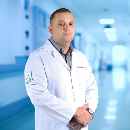Dr. Ramon Mota